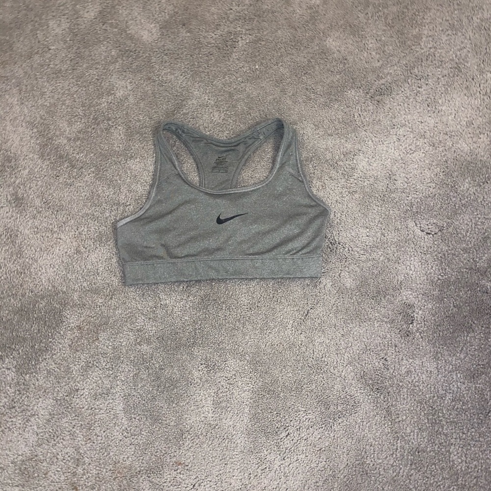 nike sports bra